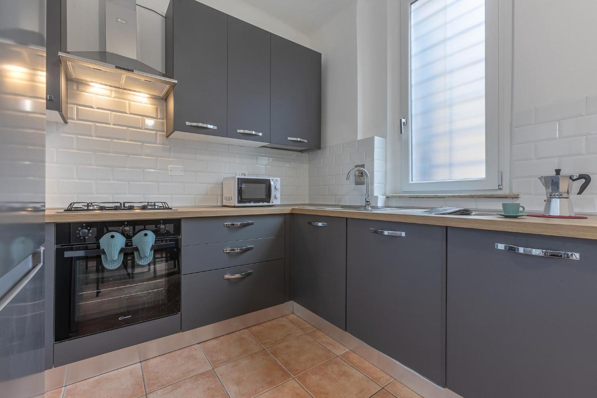 Matinum Central & Spacious Apartment Болонья Экстерьер фото